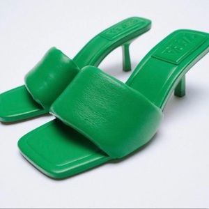 ZARA NWOT Green Mule Slide Sandals